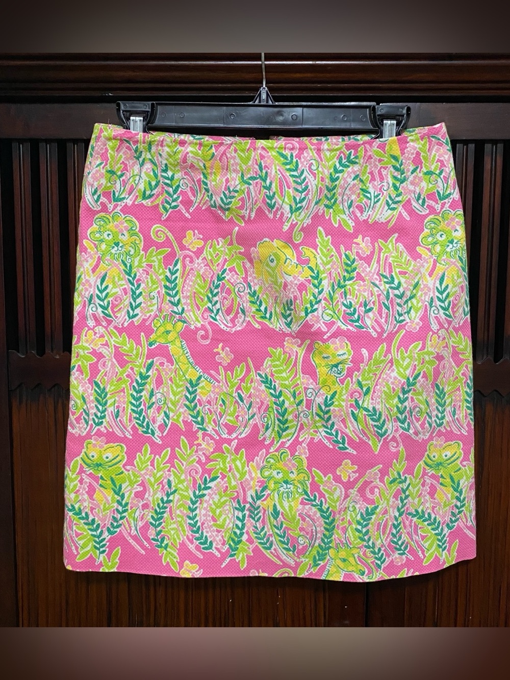 Lilly Pulitzer Pink Floral Pencil Skirt with Green Accents Size 4